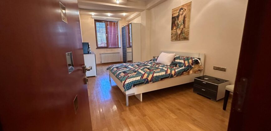 SALE A PENT HOUSE  IN VERIN ANTARAYIN