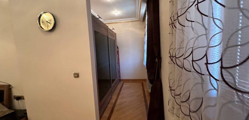 SALE A PENT HOUSE  IN VERIN ANTARAYIN