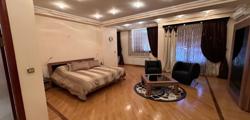 SALE A PENT HOUSE  IN VERIN ANTARAYIN